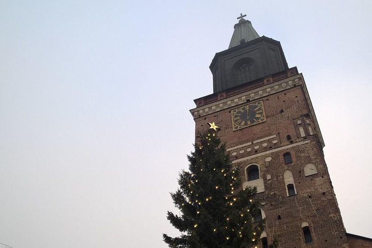 Tapaninpäivän Kauneimmat joululaulut -messu Tuomiokirkossa Tapaninpäivän Kauneimmat joululaulut -messu Tuomiokirkossa