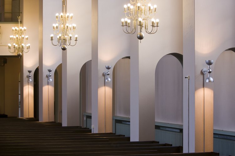 Kynttilänpäivän messu ja Yhteisvastuukeräyksen avaus Martinkirkossa Kynttilänpäivän messu ja Yhteisvastuukeräyksen avaus Martinkirkossa