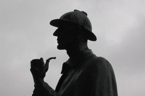 Sherlock Holmesin jalanjäljillä, kesäleiri Sherlock Holmesin jalanjäljillä, kesäleiri