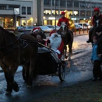 Kauneimmat joululaulut etenkin eläkeläisille Kauneimmat joululaulut etenkin eläkeläisille