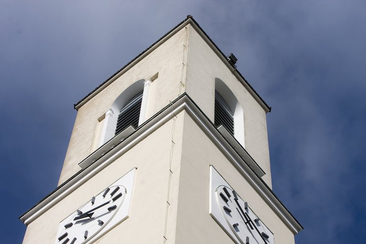 Kirkon torni, kellotaulut