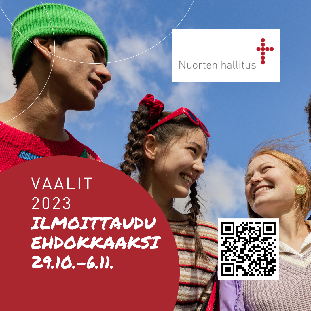 Nuoria yhdessä hymyillen toinen toisilleen. Teksti: Vaalit 2023. Ilmoittaudu ehdokkaaksi 29.-10.-6.11.