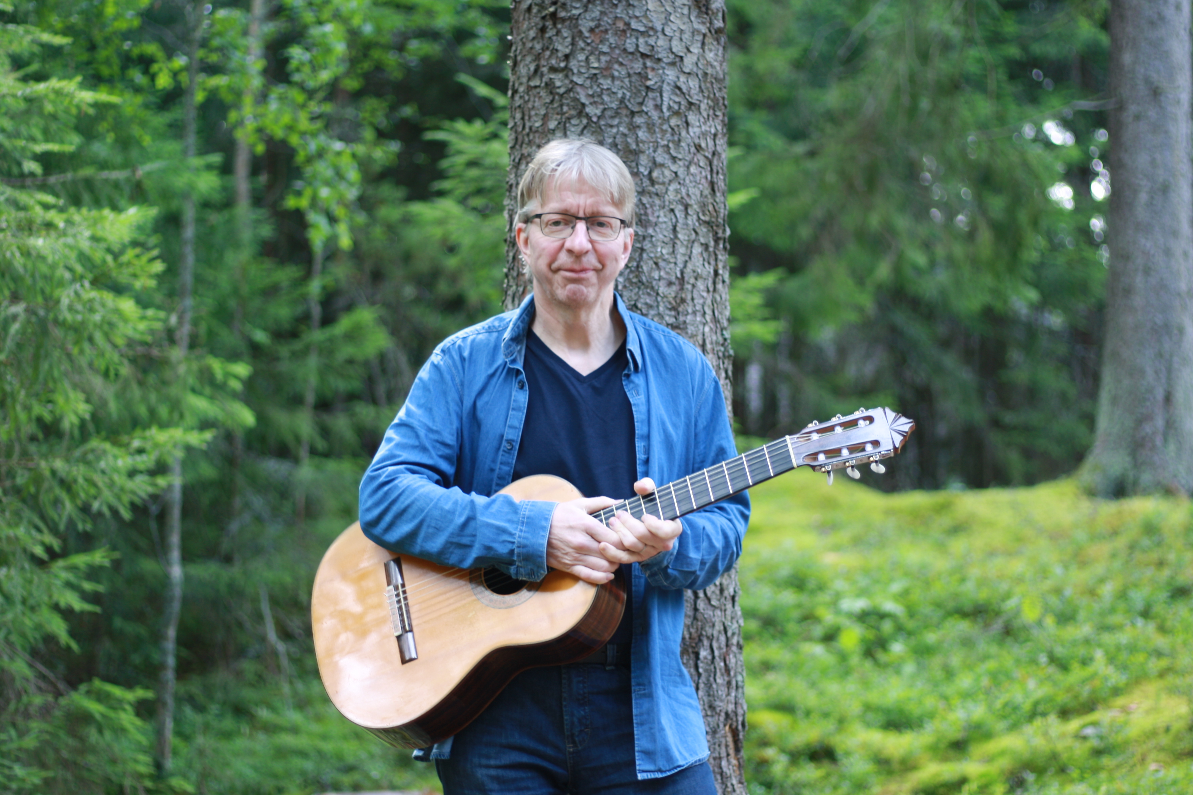 Kitaristi Janne Lehtinen.