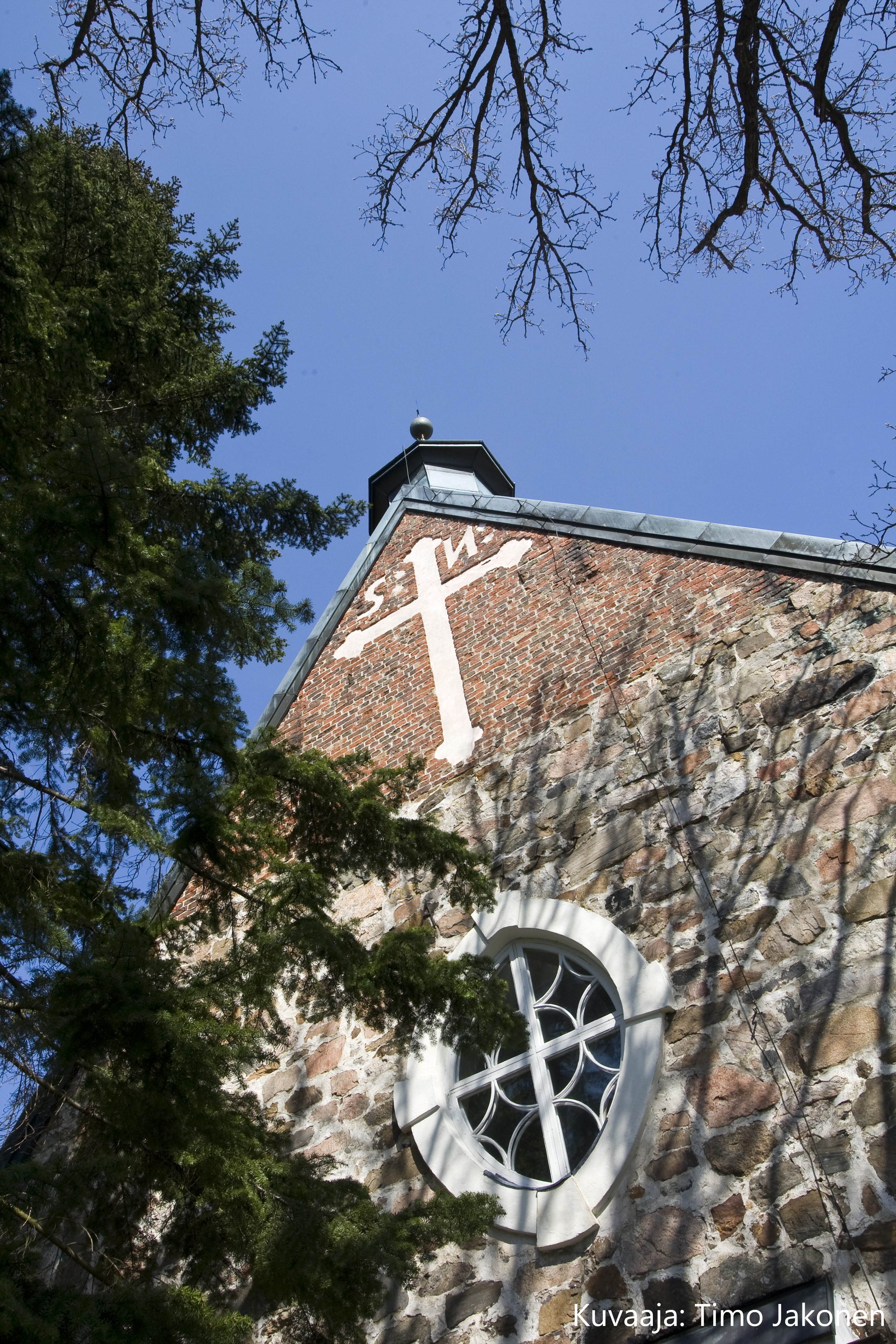 Sanajumalanpalvelus Piikkiön kirkosta. Kirkko avoinna klo 10-12.30