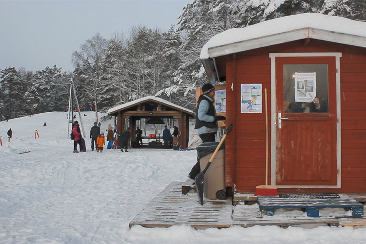 Yhteisvastuu-kioski on auki Yhteisvastuu-kioski on auki