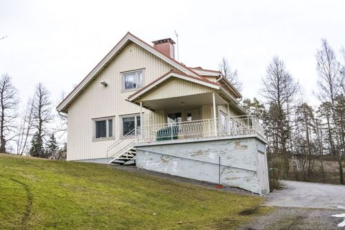 Papinholman nuortentalo Papinholman nuortentalo