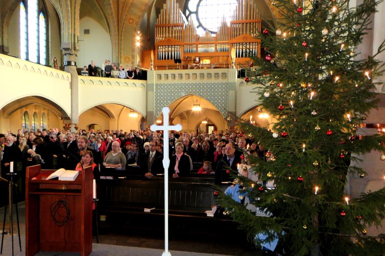 Adventtimessu ja hoosianna