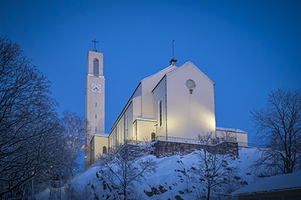 Martinkirkko mäen päällä, talvi, lunta