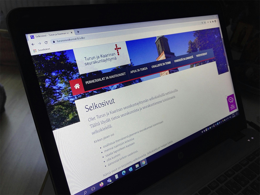 turunseurakunnat.fi selkosivut avattuna tietokoneen näytöllä